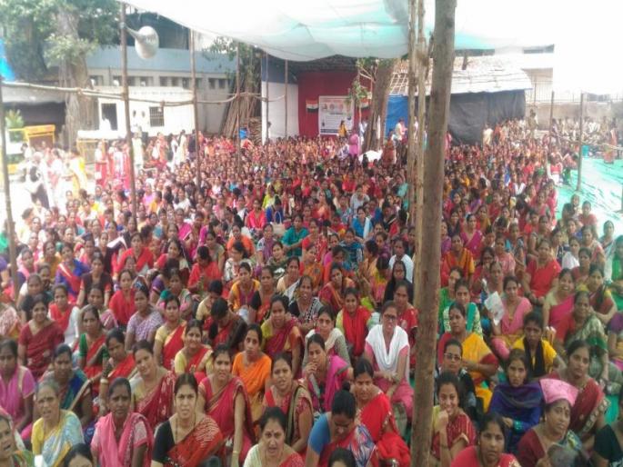 Government decision for Anganwadi; 13 thousand women will be employed, Sevick's service will be 60 years old | अंगणवाडीसाठी शासनाचा निर्णय;१३ हजार महिलांची नोकरी जाणार, सेविकांची सेवासमाप्ती ६०व्या वर्षी  Government decision for Anganwadi; 13 thousand women will be employed, Sevick's service will be 60 years old | अंगणवाडीसाठी शासनाचा निर्णय;१३ हजार महिलांची नोकरी जाणार, सेविकांची सेवासमाप्ती ६०व्या वर्षी