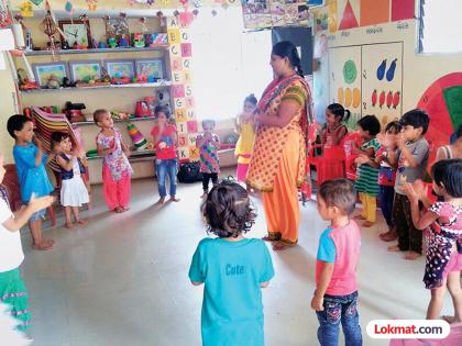 Maharashtra government gifts Rs 2000 worth of Bhai Beej to Anganwadi workers and helpers | अंगणवाडी सेविकांची दिवाळी गोड होणार; प्रत्येकी २ हजार रुपयांची भाऊबीज भेट मिळणार