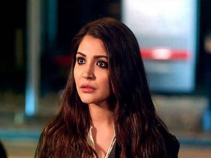 anushka sharma slams bengali daily for publishing fabricaed interview of herself | वृत्तपत्रातील फेक मुलाखत पाहून भडकली अनुष्का शर्मा, ट्विटरवर सुनावले खडे बोल anushka sharma slams bengali daily for publishing fabricaed interview of herself | वृत्तपत्रातील फेक मुलाखत पाहून भडकली अनुष्का शर्मा, ट्विटरवर सुनावले खडे बोल