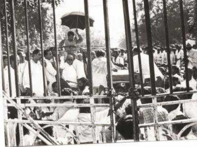 Battle for honorable payment after the Emergency | आणीबाणीनंतर आता मानधनासाठीही लढाई ; वृद्ध कार्यकर्त्यांची खंत