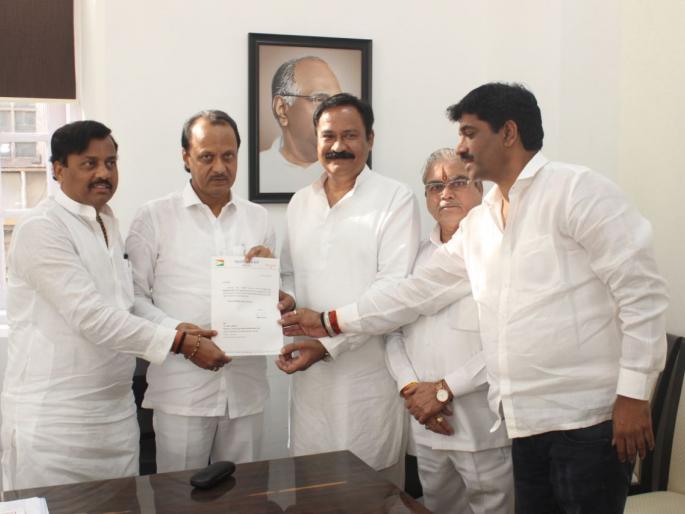 Anil Ahirkar presidents of NCP city | राष्ट्रवादीच्या शहर अध्यक्षपदी अनिल अहिरकर Anil Ahirkar presidents of NCP city | राष्ट्रवादीच्या शहर अध्यक्षपदी अनिल अहिरकर