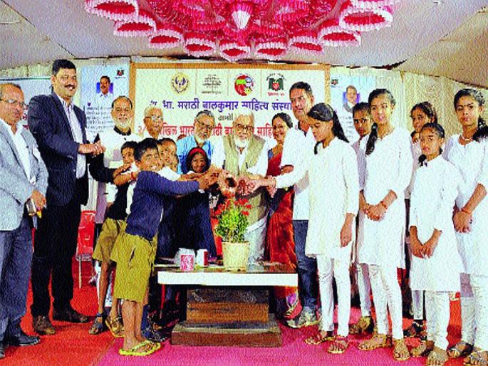 Do not imitate the kids: Anil Avchat | मुलांनो शहराचं अनुकरण करू नका: अनिल अवचट