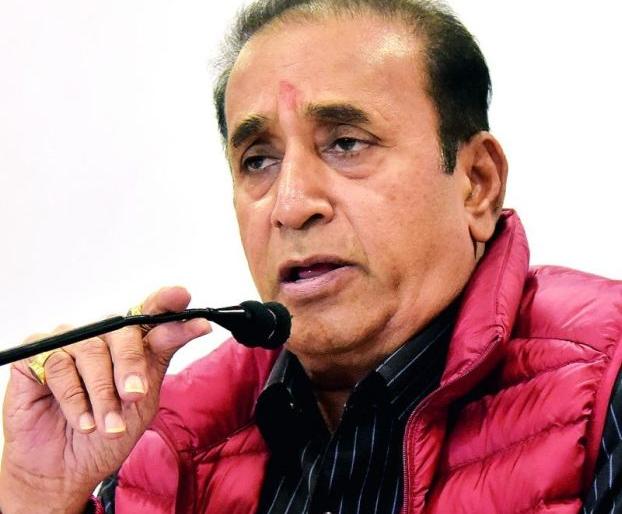 Hinganghat Case; State Government backed to victim family: Home Minister Anil Deshmukh | हिंगणघाट प्रकरण ; राज्य सरकार पीडित कुटुंबाच्या पाठीशी : गृहमंत्री अनिल देशमुख Hinganghat Case; State Government backed to victim family: Home Minister Anil Deshmukh | हिंगणघाट प्रकरण ; राज्य सरकार पीडित कुटुंबाच्या पाठीशी : गृहमंत्री अनिल देशमुख