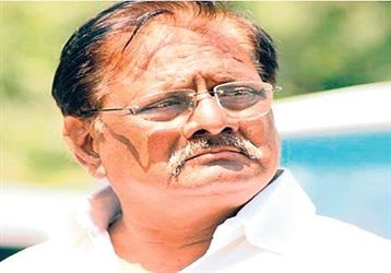Anil Gote and Shiv Sena had to face the challenge of bjp | भाजपाची कोंडी करायला गेले, पण अनिल गोटे-शिवसेनाच तोंडावर आपटले! Anil Gote and Shiv Sena had to face the challenge of bjp | भाजपाची कोंडी करायला गेले, पण अनिल गोटे-शिवसेनाच तोंडावर आपटले!