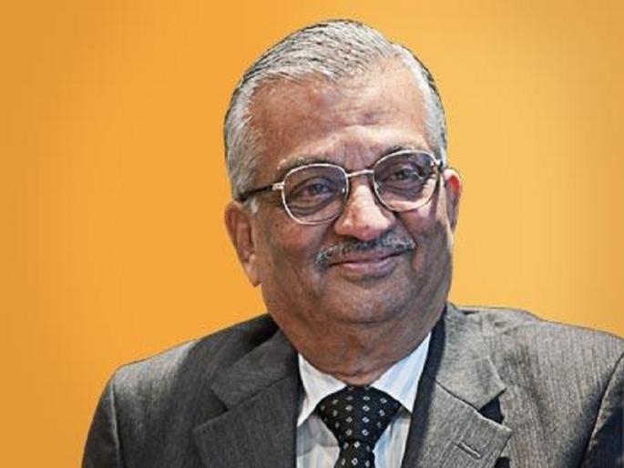 firstly decide go ahead or back; Senior Scientist Anil Kakodkar's opinion on 'Darwin's theory' debate | पुढे जायच की मागे; हे अगोदर ठरवा; ज्येष्ठ अणुशास्त्रज्ञ अनिल काकोडकर यांचा 'डार्विनचा सिद्धांत' वादावर टोला   firstly decide go ahead or back; Senior Scientist Anil Kakodkar's opinion on 'Darwin's theory' debate | पुढे जायच की मागे; हे अगोदर ठरवा; ज्येष्ठ अणुशास्त्रज्ञ अनिल काकोडकर यांचा 'डार्विनचा सिद्धांत' वादावर टोला
