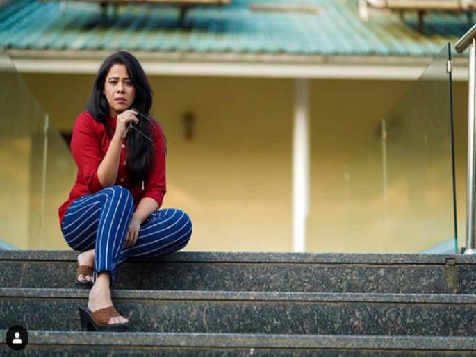 Majhya Navryachi Bayko anita date without makeup picture | मेकअपशिवाय देखील अनिता दाते दिसते तितकीच सुंदर, सोशल मीडियावर रंगलीय चर्चा Majhya Navryachi Bayko anita date without makeup picture | मेकअपशिवाय देखील अनिता दाते दिसते तितकीच सुंदर, सोशल मीडियावर रंगलीय चर्चा