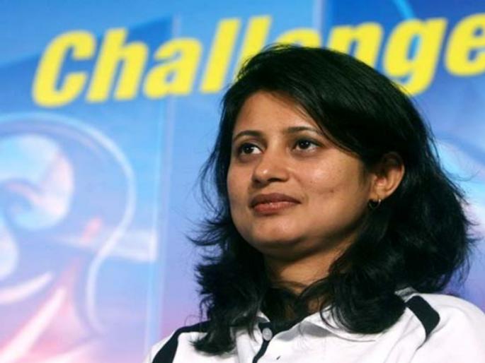 Youth's energy needs in creative direction: Anjali Bhagwat | युवा पिढीच्या ऊर्जेला रचनात्मक दिशेची गरज : अंजली भागवत  Youth's energy needs in creative direction: Anjali Bhagwat | युवा पिढीच्या ऊर्जेला रचनात्मक दिशेची गरज : अंजली भागवत