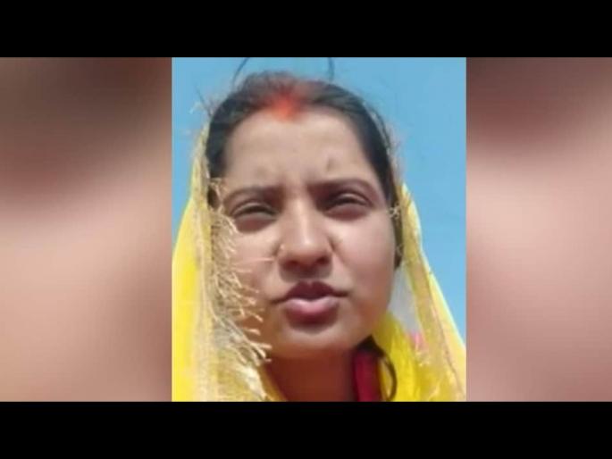 Girl student married to her coaching teacher video viral in Bihar | कोचिंग टीचरला पळवून घेऊन गेली तरूणी, कुटुंबियांना म्हणाली -पतीला काही झालं तर सुप्रीम कोर्टात जाईन Girl student married to her coaching teacher video viral in Bihar | कोचिंग टीचरला पळवून घेऊन गेली तरूणी, कुटुंबियांना म्हणाली -पतीला काही झालं तर सुप्रीम कोर्टात जाईन