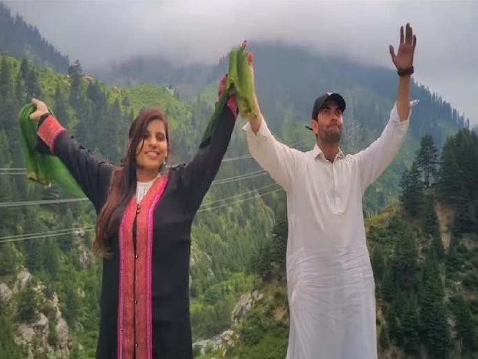 Anju Nasrullah News: 1.25 crore gifts and 5 job offers in 24 hours; Anju in Pakistan | 24 तासांत 1.25 कोटींच्या भेटवस्तू अन् 5 नोकऱ्यांच्या ऑफर; पाकिस्तानात अंजूचे थाट Anju Nasrullah News: 1.25 crore gifts and 5 job offers in 24 hours; Anju in Pakistan | 24 तासांत 1.25 कोटींच्या भेटवस्तू अन् 5 नोकऱ्यांच्या ऑफर; पाकिस्तानात अंजूचे थाट