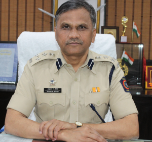 Use of modern technology for crime control: Ankush Shinde | गुन्हेगारी नियंत्रणासाठी आधुनिक तंत्रज्ञानाचा वापर : अंकुश शिंदे Use of modern technology for crime control: Ankush Shinde | गुन्हेगारी नियंत्रणासाठी आधुनिक तंत्रज्ञानाचा वापर : अंकुश शिंदे