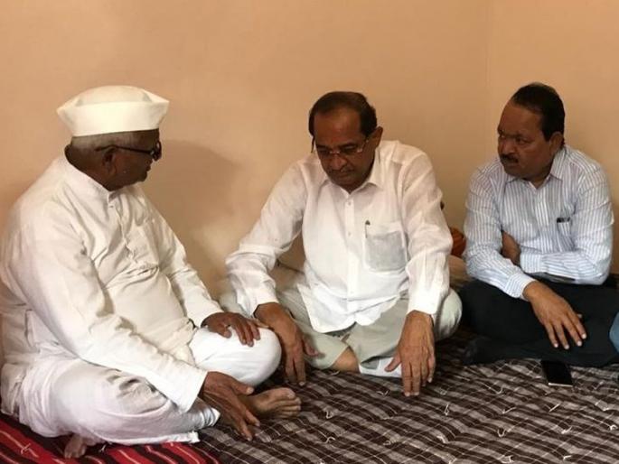 BJP forgets Anna's political advantage for Lokpal agitation! - Radhakrishna Vikhe Patil | लोकपाल आंदोलनाचा राजकीय लाभ घेणारी भाजपा अण्णांनाच विसरली! - राधाकृष्ण विखे पाटील BJP forgets Anna's political advantage for Lokpal agitation! - Radhakrishna Vikhe Patil | लोकपाल आंदोलनाचा राजकीय लाभ घेणारी भाजपा अण्णांनाच विसरली! - राधाकृष्ण विखे पाटील