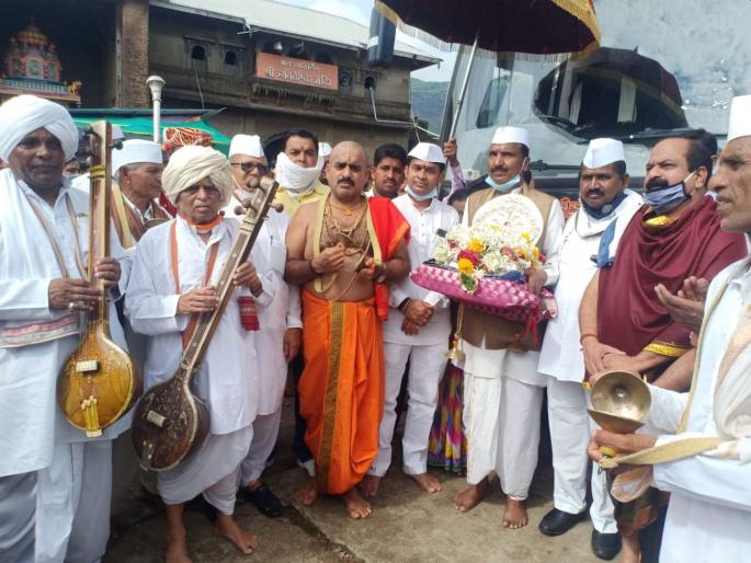 Saint Nivruttinath went to visit Mauli | संत निवृत्तीनाथ निघाले माऊलींच्या भेटीला Saint Nivruttinath went to visit Mauli | संत निवृत्तीनाथ निघाले माऊलींच्या भेटीला