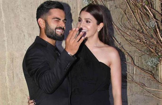 'I want to anushka sharma on non-strikes'; Virat Kohli trolled on social media | 'मला नॉन-स्ट्राइकलाही अनुष्का हवी'; विराट कोहलीची सोशल मीडियावर खिल्ली