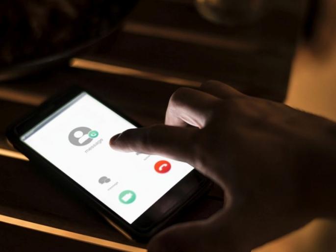 Havaldar Gaurav Choudhary was immediately granted 15 days leave after seeing the letter in which he wrote his leave application. | "पत्नी वारंवार फोन कट करतेय, रजा द्या साहेब"; हवालदाराने मांडली कैफियत, मग... Havaldar Gaurav Choudhary was immediately granted 15 days leave after seeing the letter in which he wrote his leave application. | "पत्नी वारंवार फोन कट करतेय, रजा द्या साहेब"; हवालदाराने मांडली कैफियत, मग...