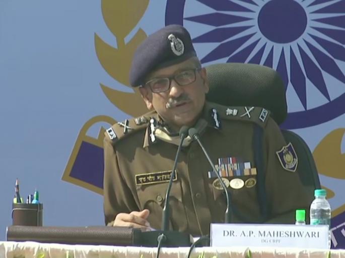we neutralized a total of 215 terrorists in Jammu and Kashmir in 2020 said that AP Maheshwari | सन २०२० मध्ये २१५ दहशतवाद्यांचा खात्मा; अत्याधुनिक शस्त्रांनी सुरक्षादल होणार मजबूत we neutralized a total of 215 terrorists in Jammu and Kashmir in 2020 said that AP Maheshwari | सन २०२० मध्ये २१५ दहशतवाद्यांचा खात्मा; अत्याधुनिक शस्त्रांनी सुरक्षादल होणार मजबूत