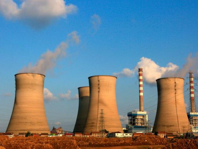 Four of Mahajenko's seven power plants closed | महाजेनकोची सात पैकी चार विद्युत केंद्रे बंद Four of Mahajenko's seven power plants closed | महाजेनकोची सात पैकी चार विद्युत केंद्रे बंद