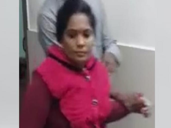 Newborn baby abduction case, woman along with husband in police custody | नवजात अर्भकाचे अपहरण प्रकरण: ‘त्या’ महिलेसह पतीला पोलीस कोठडी, तपासांत उडवाउडवीची उत्तरे Newborn baby abduction case, woman along with husband in police custody | नवजात अर्भकाचे अपहरण प्रकरण: ‘त्या’ महिलेसह पतीला पोलीस कोठडी, तपासांत उडवाउडवीची उत्तरे