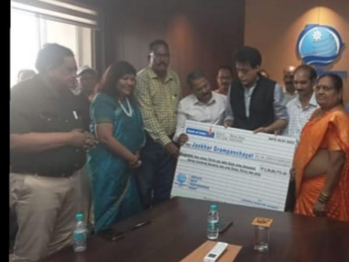 9 crore 63 lakh 80 thousand 678 rupees of outstanding property tax of four Gram Panchayats paid by JNPA | चार ग्रामपंचायतीचा थकित मालमत्ता कराची ९ कोटी ६३ लाख ८० हजार ६७८ रुपये जेएनपीएकडून अदा 9 crore 63 lakh 80 thousand 678 rupees of outstanding property tax of four Gram Panchayats paid by JNPA | चार ग्रामपंचायतीचा थकित मालमत्ता कराची ९ कोटी ६३ लाख ८० हजार ६७८ रुपये जेएनपीएकडून अदा