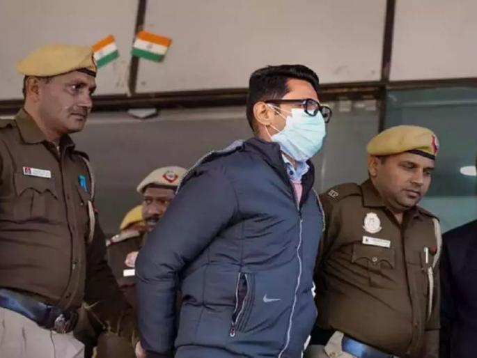 The lawyer of Shankar Mishra, who was arrested for molesting a woman in an Air India flight, has denied the allegations against him. | "ती कथ्थक नृत्यांगना आहे; विमानात तक्रारदार महिलेने स्वत:वरच लघुशंका केली" The lawyer of Shankar Mishra, who was arrested for molesting a woman in an Air India flight, has denied the allegations against him. | "ती कथ्थक नृत्यांगना आहे; विमानात तक्रारदार महिलेने स्वत:वरच लघुशंका केली"