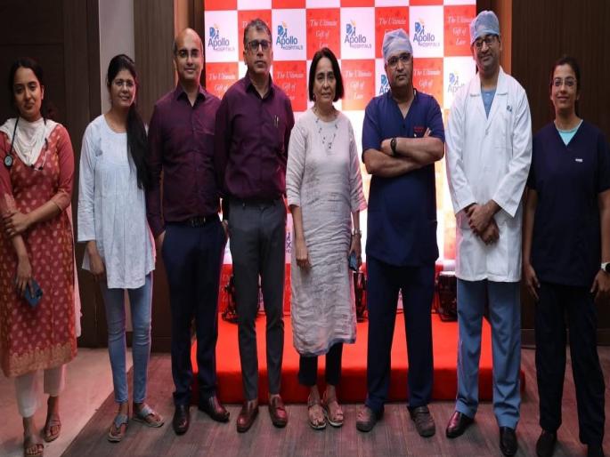 Apollo Hospitals, Navi Mumbai is celebrating Valentine's Day | अवयवदान जनजागृती करण्यासाठी १३ अवयवदाते जोडपी आली एकत्र Apollo Hospitals, Navi Mumbai is celebrating Valentine's Day | अवयवदान जनजागृती करण्यासाठी १३ अवयवदाते जोडपी आली एकत्र