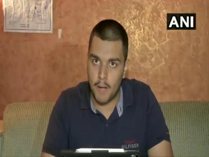 Ticket sold for 6 crores; The boy of the candidate is very angry with Kejriwal | ६ कोटींना विकलं तिकीट; उमेदवाराच्या मुलाचाच केजरीवालांवर वार Ticket sold for 6 crores; The boy of the candidate is very angry with Kejriwal | ६ कोटींना विकलं तिकीट; उमेदवाराच्या मुलाचाच केजरीवालांवर वार