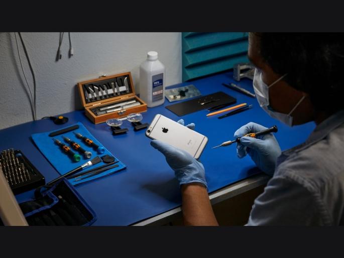 Apple Will No Longer Repair iPhones Reported As Lost Or Stolen On GSMA Device Registry  | चार्जर गायब केल्यावर अ‍ॅप्पलचा आणखी एक मोठा निर्णय; यापुढे ‘हे’ iPhone रिपेअर होणार नाहीत 