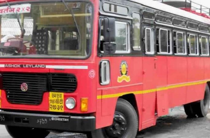 CoronaVirus: ST corporation hits millions | CoronaVirus : एसटी महामंडळाला लाखोंचा फटका