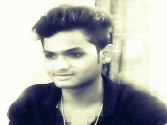 In Nashik, the youth was beaten by a gang | नाशिकमध्ये युवकाला टोळक्याने भोसकले