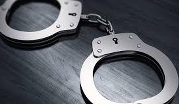 The main accused in the MIDC plot scam arested | एमआयडीसी भूखंड घोटाळ्यातील मुख्य आरोपी गजाआड The main accused in the MIDC plot scam arested | एमआयडीसी भूखंड घोटाळ्यातील मुख्य आरोपी गजाआड
