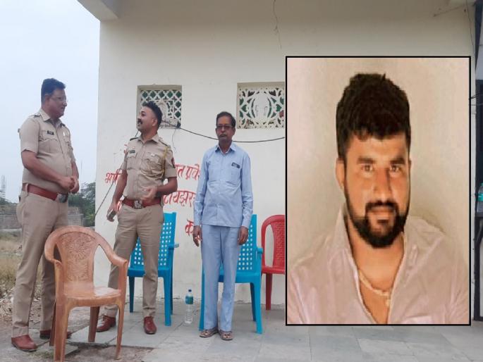 A young man was killed by breaking into the office of the temple in Arewadi in Sangli | मंदिराच्या कार्यालयात घुसून तरुणाचा भोसकून खून, हल्लेखोरांचा शोध सुरु; सांगलीतील आरेवाडीतमधील घटना A young man was killed by breaking into the office of the temple in Arewadi in Sangli | मंदिराच्या कार्यालयात घुसून तरुणाचा भोसकून खून, हल्लेखोरांचा शोध सुरु; सांगलीतील आरेवाडीतमधील घटना