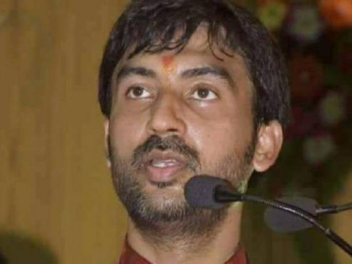 bihar patna arijit shashwat arrested by police near mahavir temple of patna railway station | सांप्रदायिक हिंसा भडकावण्याच्या आरोपाखाली अर्जित शाश्वत याला अटक bihar patna arijit shashwat arrested by police near mahavir temple of patna railway station | सांप्रदायिक हिंसा भडकावण्याच्या आरोपाखाली अर्जित शाश्वत याला अटक