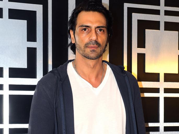 Arjun Rampal's interrogation again for six hours, recorded the reply of the doctor in Delhi | अर्जुन रामपालची पुन्हा सहा तास चौकशी, दिल्लीतील डॉक्टरांचा जबाब नोंदविला Arjun Rampal's interrogation again for six hours, recorded the reply of the doctor in Delhi | अर्जुन रामपालची पुन्हा सहा तास चौकशी, दिल्लीतील डॉक्टरांचा जबाब नोंदविला