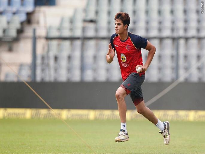 Arjun Tendulkar makes transition to senior cricket, puts name in auction pool for T20 Mumbai League | सचिनचा अर्जुन मोठा झाला; मुंबई T20 लीगच्या लिलावात वरिष्ठ गटात आला