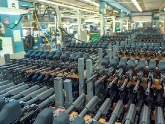 Arms factory of defense department to be built in Ratnagiri | रत्नागिरीत होणार संरक्षण खात्याचा शस्त्र कारखाना Arms factory of defense department to be built in Ratnagiri | रत्नागिरीत होणार संरक्षण खात्याचा शस्त्र कारखाना