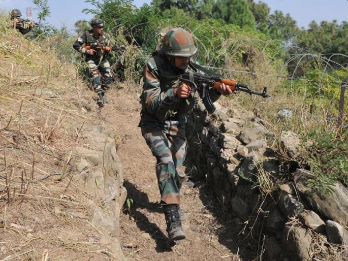 Terrorists Fired And Injured Four Persons Including A Baby Girl At Dangerpora | जम्मू काश्मीरमध्ये दहशतवाद्यांनी केलेल्या गोळीबारात एका चिमुकलीसह चार नागरिक जखमी Terrorists Fired And Injured Four Persons Including A Baby Girl At Dangerpora | जम्मू काश्मीरमध्ये दहशतवाद्यांनी केलेल्या गोळीबारात एका चिमुकलीसह चार नागरिक जखमी