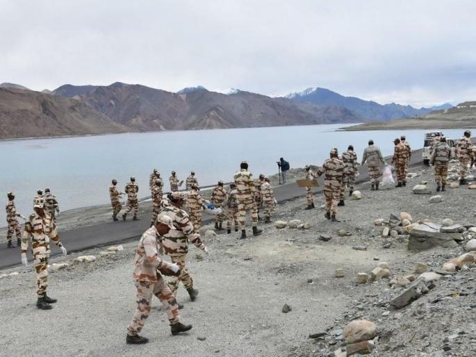 India China FaceOff army captured all critical heights south of pangong lake in ladakh | India China FaceOff: पँगाँग सरोवराजवळील सर्व डोंगरांवर भारतीय जवानांचा कब्जा; चिनी सैन्याला पळवून लावलं India China FaceOff army captured all critical heights south of pangong lake in ladakh | India China FaceOff: पँगाँग सरोवराजवळील सर्व डोंगरांवर भारतीय जवानांचा कब्जा; चिनी सैन्याला पळवून लावलं