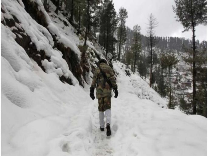 Ghaziabad soldier body retrieved after 16 years Indian Army | तिरंगा फडकावून परतणाऱ्या जवानांसोबत झाली होती दुर्घटना, १६ वर्षानंतर सापडलं बर्फात दबलेलं पार्थिव शरीर Ghaziabad soldier body retrieved after 16 years Indian Army | तिरंगा फडकावून परतणाऱ्या जवानांसोबत झाली होती दुर्घटना, १६ वर्षानंतर सापडलं बर्फात दबलेलं पार्थिव शरीर