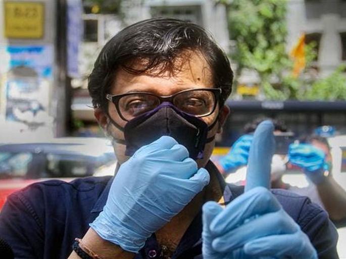 Arnab Goswami allegedly assaulting a lady police officer; FIR Registered | धक्कादायक! अर्णब गोस्वामींकडून महिला पोलीस अधिकाऱ्य़ाला धक्काबुक्की; गुन्हा दाखल Arnab Goswami allegedly assaulting a lady police officer; FIR Registered | धक्कादायक! अर्णब गोस्वामींकडून महिला पोलीस अधिकाऱ्य़ाला धक्काबुक्की; गुन्हा दाखल