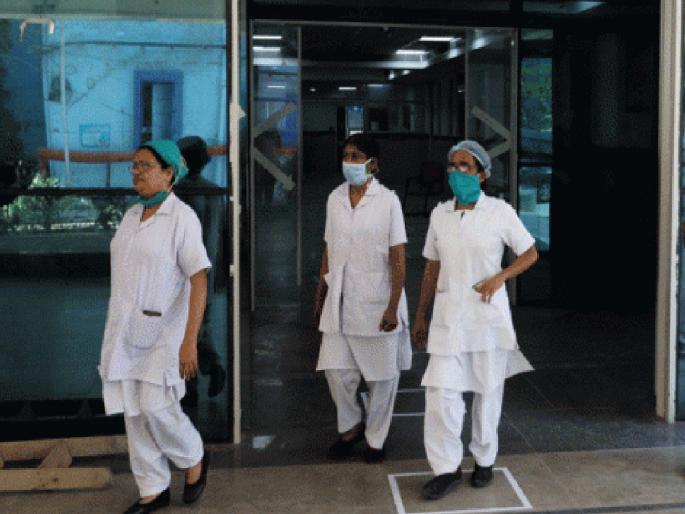 As many as 434 employees of Sindhudurg Zilla Parishad Health Department will get the benefits of the Seventh Pay Commission | सिंधुदुर्ग जिल्ह्यातील आरोग्य कर्मचाऱ्यांना ‘गणपती पावला’, सातव्या वेतन आयोगाचा लाभ मिळणार As many as 434 employees of Sindhudurg Zilla Parishad Health Department will get the benefits of the Seventh Pay Commission | सिंधुदुर्ग जिल्ह्यातील आरोग्य कर्मचाऱ्यांना ‘गणपती पावला’, सातव्या वेतन आयोगाचा लाभ मिळणार