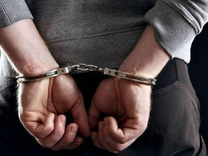 Police arrested six people including a police inspector who robbed a businessman of Rs 2 crore by threatening action | बनावट "छाप्यातून" व्यावसायिकाचा काढला "काटा" ;२ कोटीची लूट प्रकरण Police arrested six people including a police inspector who robbed a businessman of Rs 2 crore by threatening action | बनावट "छाप्यातून" व्यावसायिकाचा काढला "काटा" ;२ कोटीची लूट प्रकरण