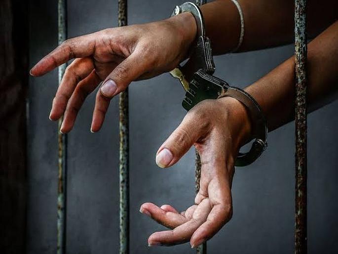 In case of dowry, husband, mother-in-law will go to jail again after 3 years | हुंडाबळी प्रकरणात पती, सासूची २० वर्षांनी पुन्हा तुरुंगात रवानगी In case of dowry, husband, mother-in-law will go to jail again after 3 years | हुंडाबळी प्रकरणात पती, सासूची २० वर्षांनी पुन्हा तुरुंगात रवानगी
