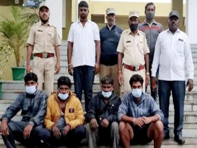 hunting of five rabbits including deer in baramati charges filed against 4 persons | बारामतीत हरणासह पाच सशांची शिकार; ४ जणांवर गुन्हा दाखल hunting of five rabbits including deer in baramati charges filed against 4 persons | बारामतीत हरणासह पाच सशांची शिकार; ४ जणांवर गुन्हा दाखल