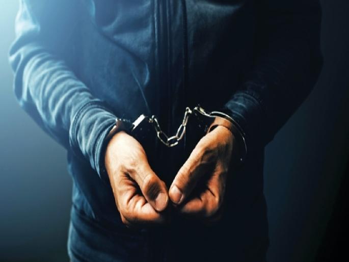 Father's affidavit in court that his son died, notorious robber caught after 8 years | वेश बदलला, वडिलांकडून दरोडेखोर मुलाचे मृत्यूपत्रही सादर; पण पोलिसांनी ८ वर्षांनी पकडलेच Father's affidavit in court that his son died, notorious robber caught after 8 years | वेश बदलला, वडिलांकडून दरोडेखोर मुलाचे मृत्यूपत्रही सादर; पण पोलिसांनी ८ वर्षांनी पकडलेच