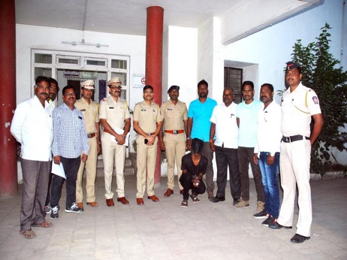 Mangalsutra theft arrested by Pundaliknagar police | मंगळसूत्र चोरटा पुंडलिकनगर पोलिसांच्या जाळ्यात Mangalsutra theft arrested by Pundaliknagar police | मंगळसूत्र चोरटा पुंडलिकनगर पोलिसांच्या जाळ्यात