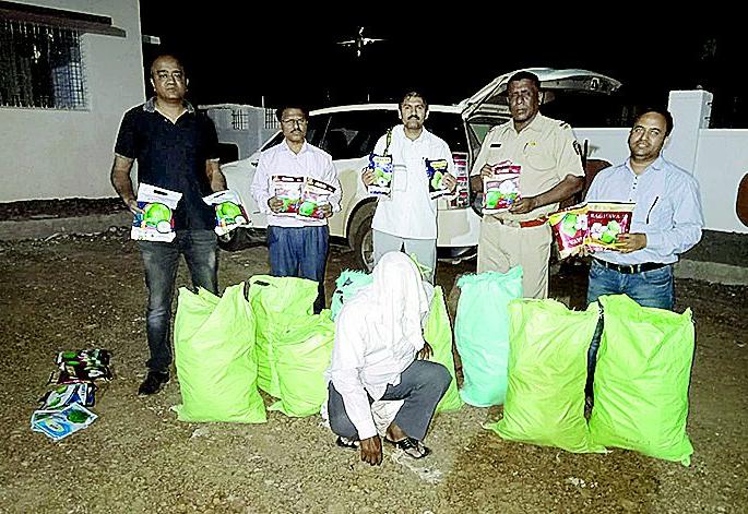 Bogus seeds of Madhya Pradesh seized | मध्य प्रदेशातील बोगस बियाणे जप्त