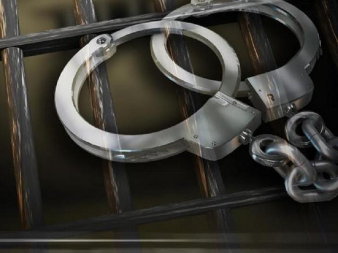 Three retired agricultural supervisors arrested in Beed Jalyukata Shivar Scam | बीडमधील कोट्यावधी रुपयांच्या जलयुक्त घोटाळ्यात तीन निवृत्त कृषी पर्यवेक्षकांना अटक Three retired agricultural supervisors arrested in Beed Jalyukata Shivar Scam | बीडमधील कोट्यावधी रुपयांच्या जलयुक्त घोटाळ्यात तीन निवृत्त कृषी पर्यवेक्षकांना अटक