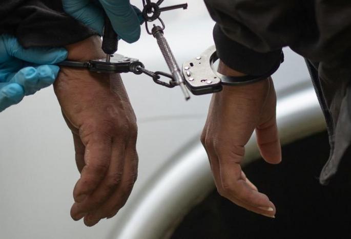 An attempt to rob Muthoot Finance failed | मुथुट फायनान्सवर दरोड्याचा प्रयत्न फसला, 7 जणांना अटक An attempt to rob Muthoot Finance failed | मुथुट फायनान्सवर दरोड्याचा प्रयत्न फसला, 7 जणांना अटक