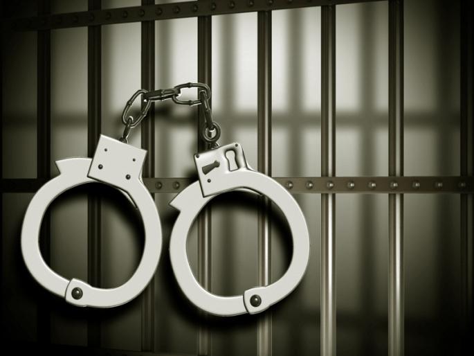 Regional transport officials arrested for demanding Rs 1 crore ransom | RTO अधिकाऱ्यांकडे १ कोटींच्या खंडणीची मागणी करणाऱ्यास पोलिसांनी ठोकल्या बेड्या Regional transport officials arrested for demanding Rs 1 crore ransom | RTO अधिकाऱ्यांकडे १ कोटींच्या खंडणीची मागणी करणाऱ्यास पोलिसांनी ठोकल्या बेड्या