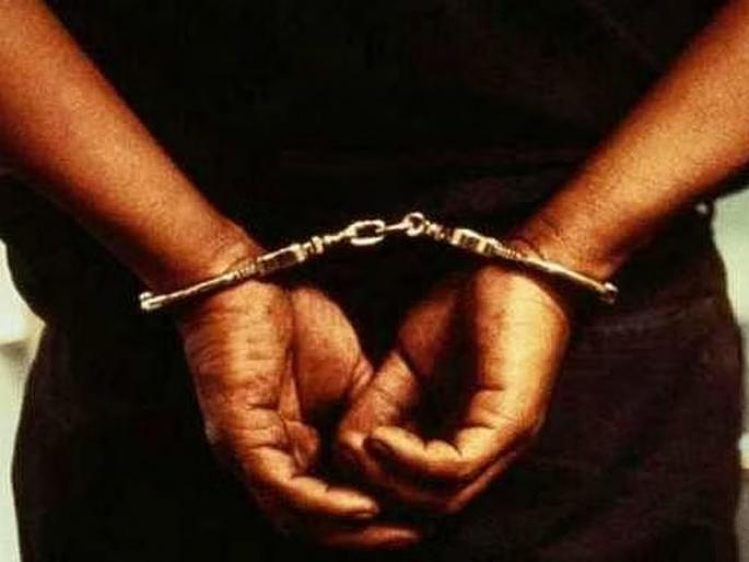 Four arrested for killing tanker driver; Death due to beating by tanker car | टँकर चालकाची हत्या करणाऱ्या चौघांना अटक; टँकर कारला घासल्याने मारहाणीत झालेला मृत्यू Four arrested for killing tanker driver; Death due to beating by tanker car | टँकर चालकाची हत्या करणाऱ्या चौघांना अटक; टँकर कारला घासल्याने मारहाणीत झालेला मृत्यू