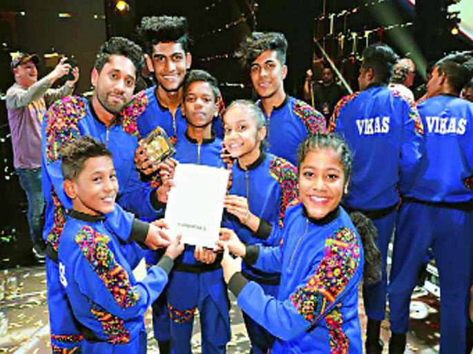 'We Unbeatable' Best in America's Got Talent of mumbai | अमेरिकाज गॉट टॅलेंटमध्ये मुंबईचा ‘वी अनबिटेबल’ सर्वोत्तम 'We Unbeatable' Best in America's Got Talent of mumbai | अमेरिकाज गॉट टॅलेंटमध्ये मुंबईचा ‘वी अनबिटेबल’ सर्वोत्तम